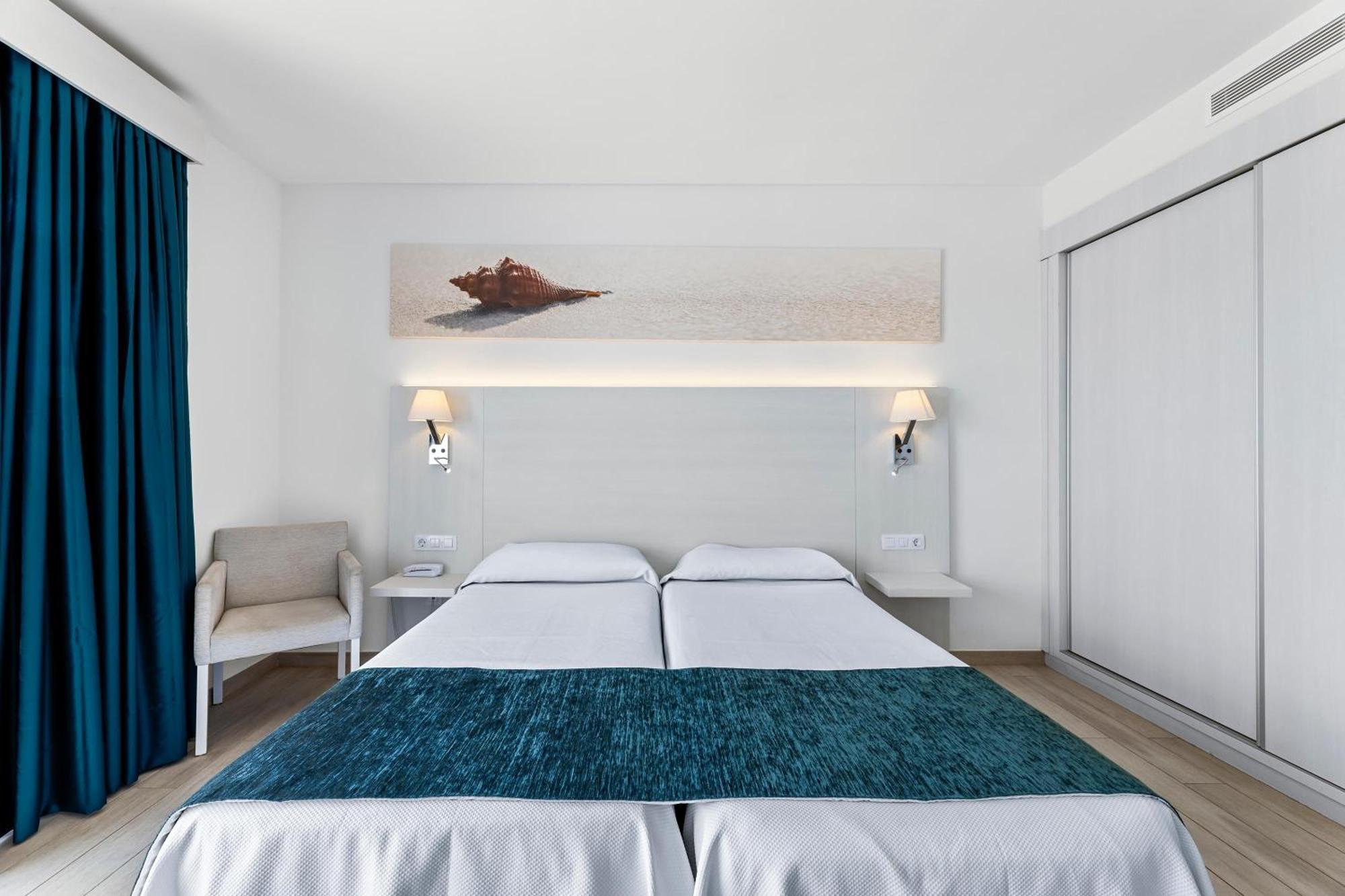 Junior Suite (2 Adults)